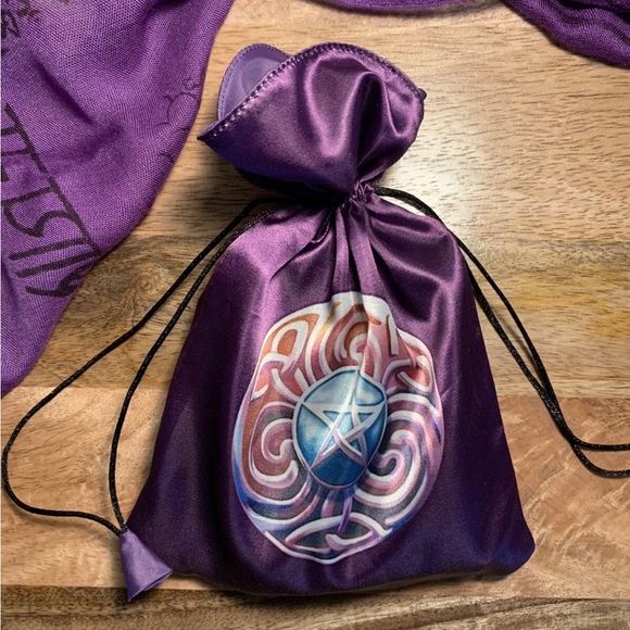 SOLD! Animals Divine Tarot Set Lisa Hunt RARE OOP 1st Edition 2nd Printing 2005 - Picture 8 of 8